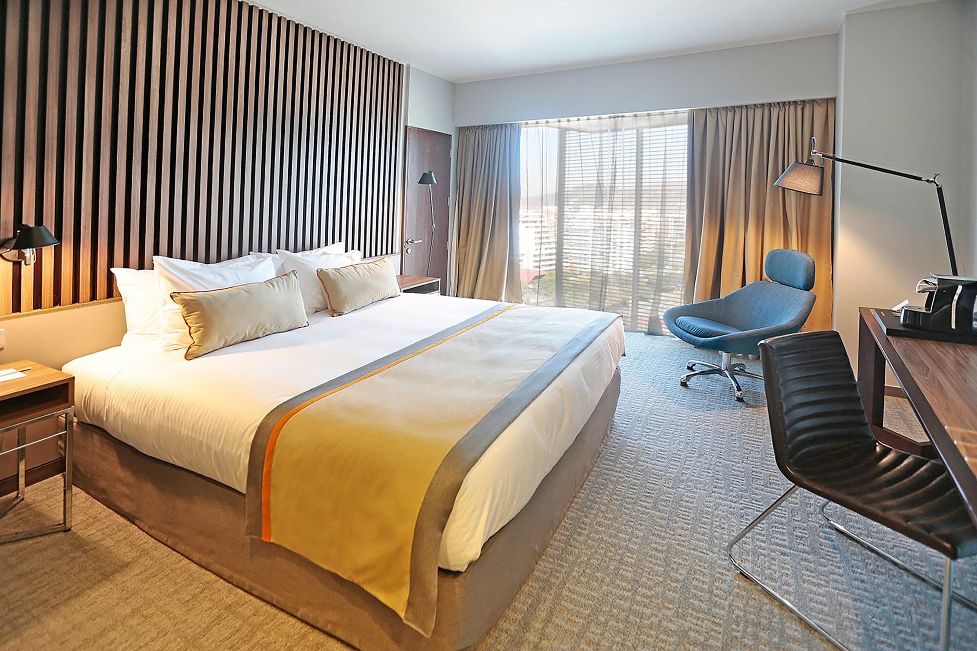 Hotel Cumbres Vitacura 4*